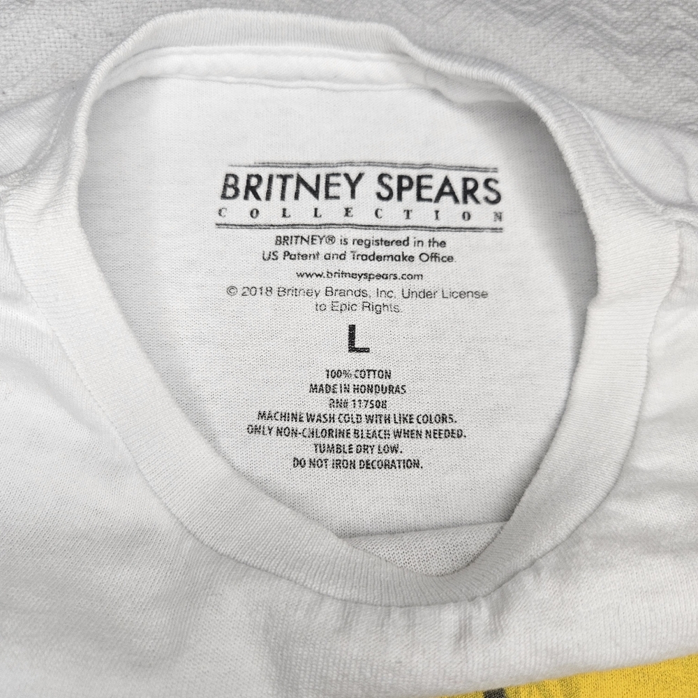 Britney Spears White Graphic Tee - Picture 3 of 7